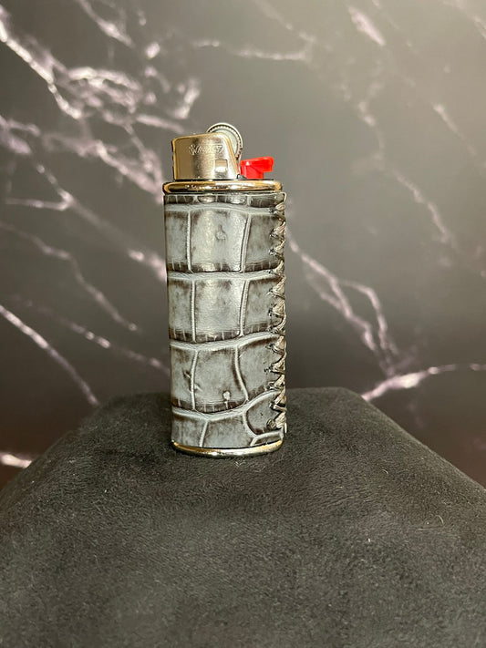 Premium Feuerzeugetui aus Leder